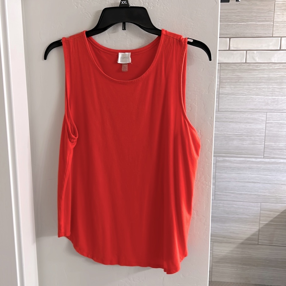 Cute tank sz Large from Dillards